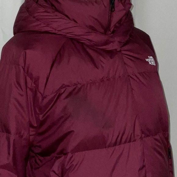 North Face puffer with hood - Picture 5 of 12